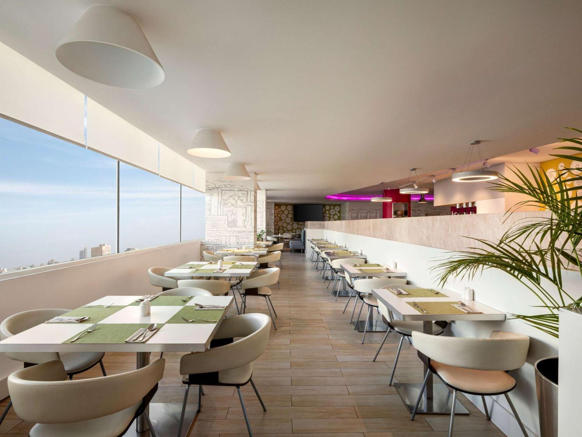 Ibis Styles Sharjah Hotel Exterior photo